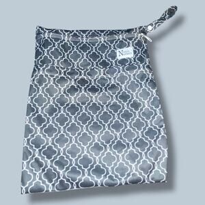 Noras Nursery Gray Wet Bag Diaper Laundry Double Zip Stroller Pouch 11x15 Gift